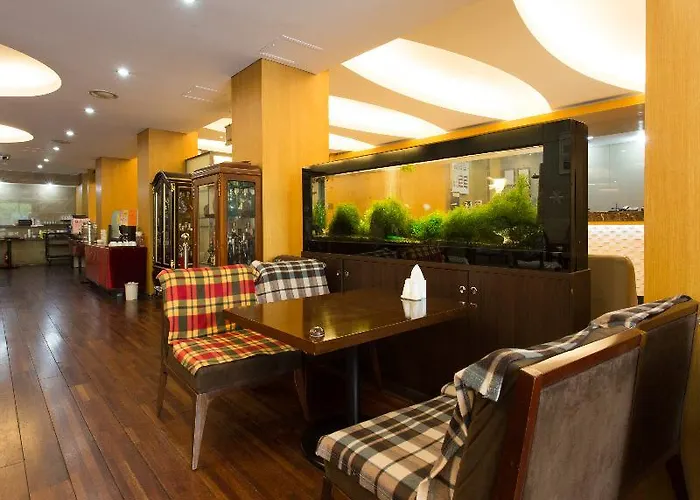 Vision Hotel 2*