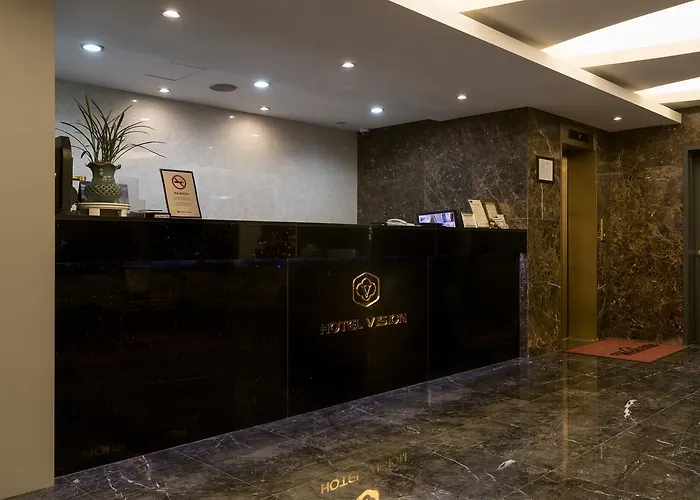Vision Hotel 2*