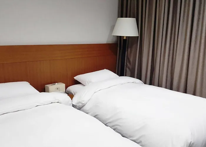 Vision Hotel 2*